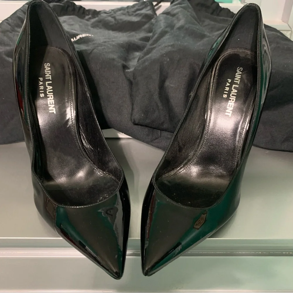 Yves Saint Laurent Black Patent Leather Opyum Heels with Silver YSL Logo Heels - Picture 2 of 5